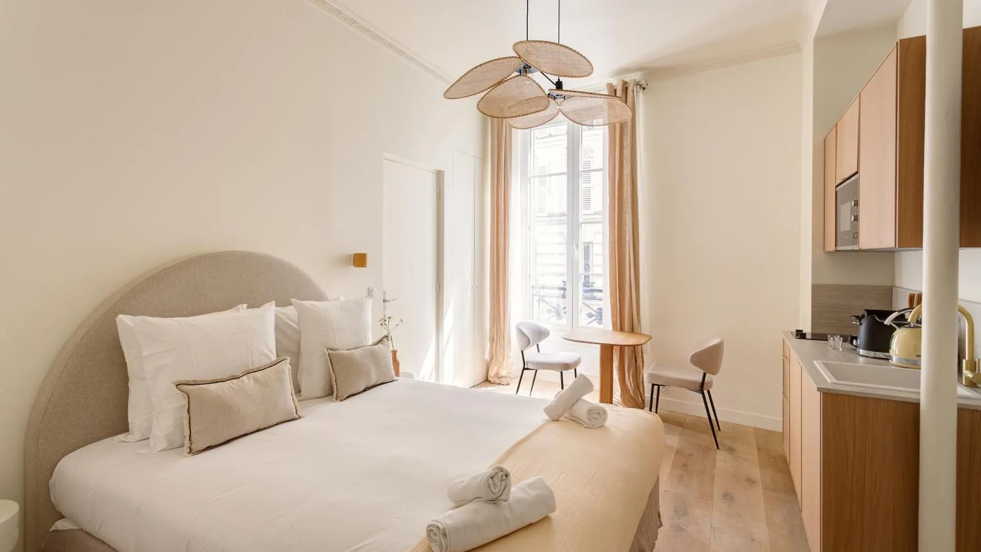 The Liberty Beige Montmartre Apartment Paris