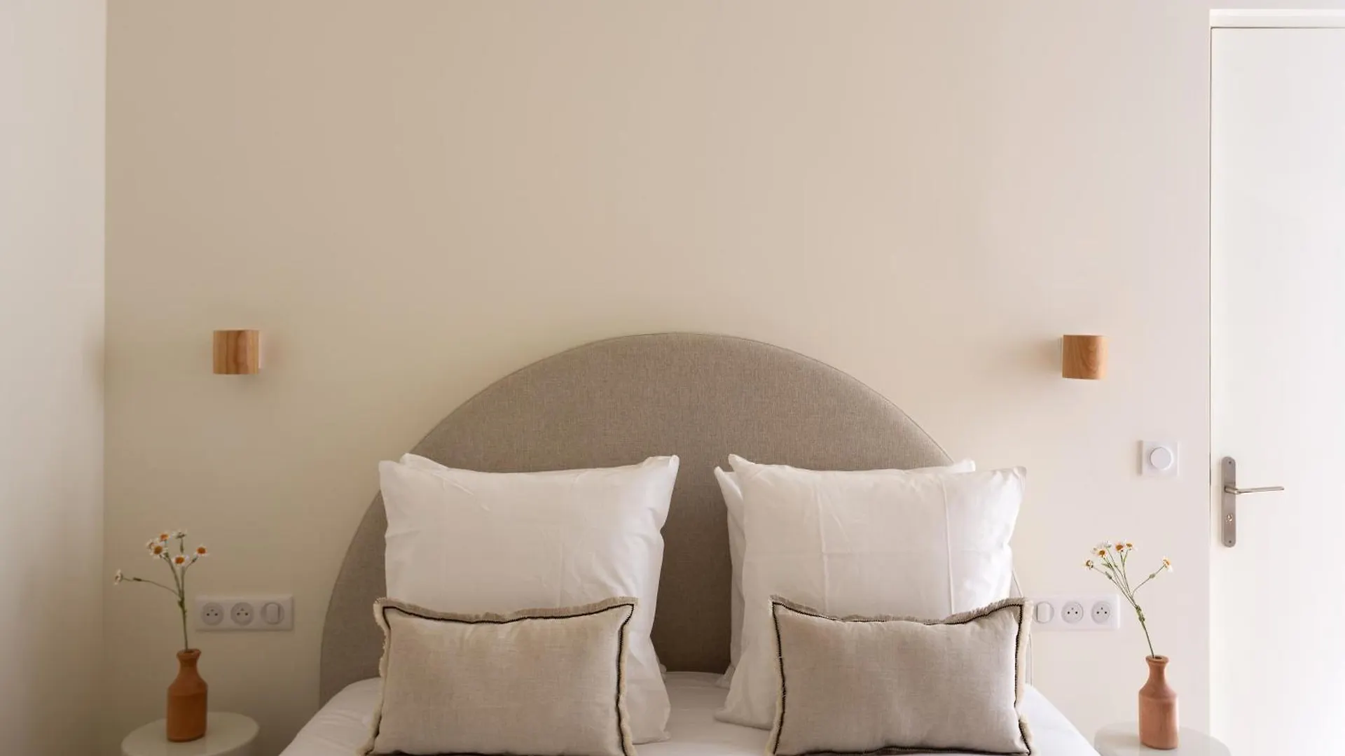 The Liberty Beige Montmartre Apartment Paris 0*,
