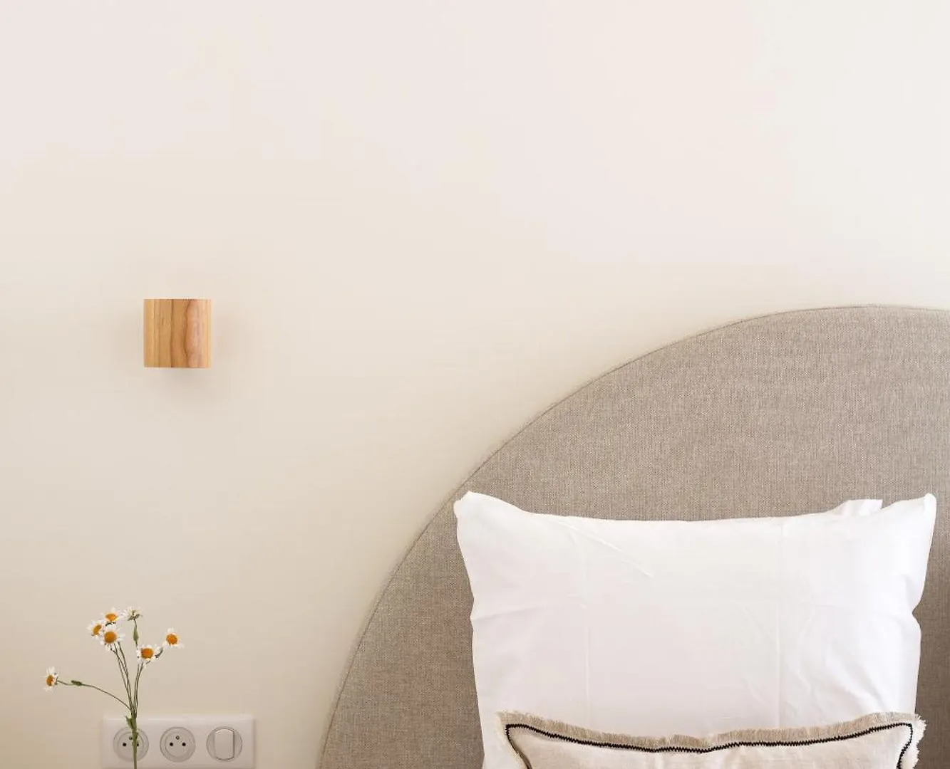 The Liberty Beige Montmartre Apartment Paris